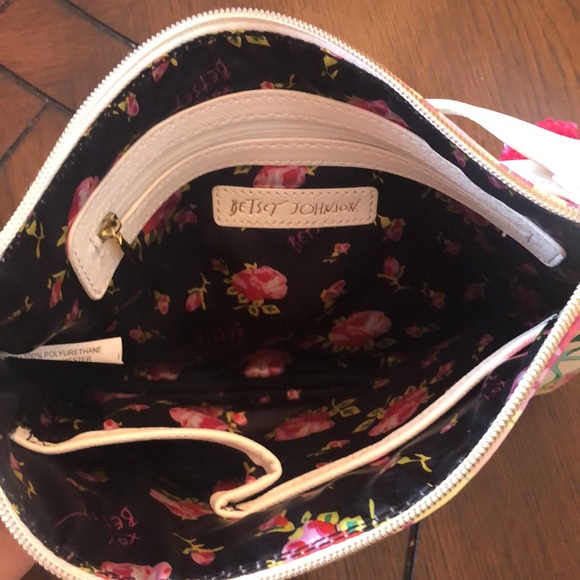 Betsey Johnson Clutch Wristlet - Picture 3 of 5